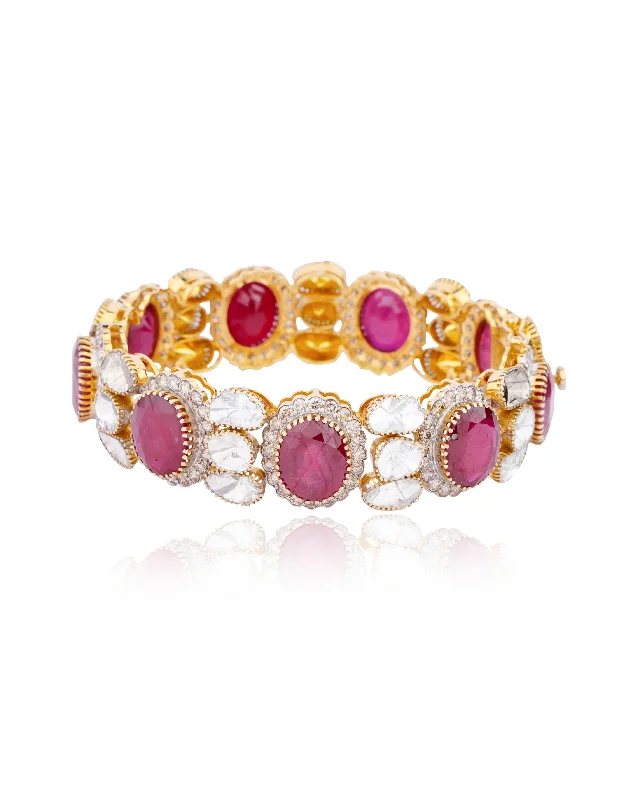 Fashion Bangles for Young Adults-Punit Polki And Diamond Bangle