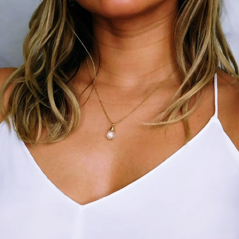 Rose Gold Chain Necklace for Style-Clear Quartz Drop Necklace