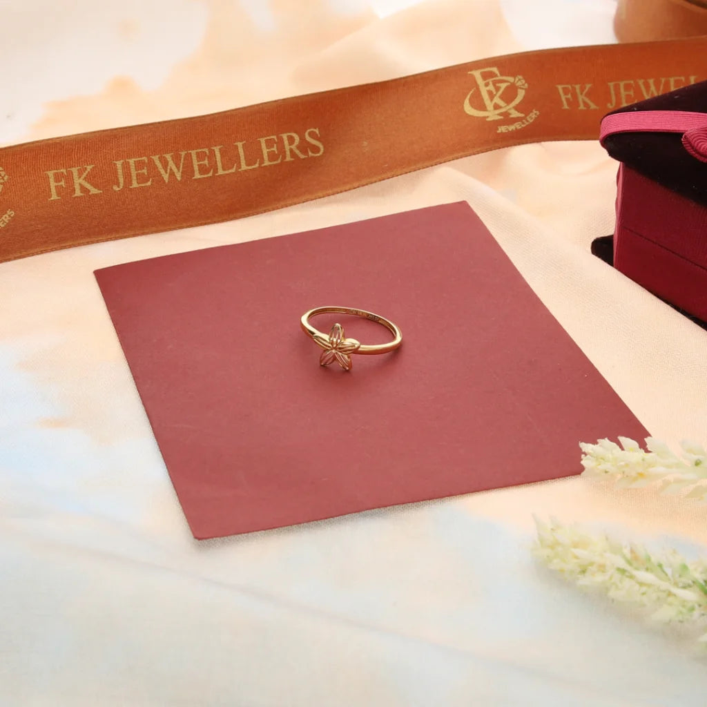 Custom Wedding Band with Initials-Gold Flower Shaped Ring 18KT - FKJRN18K7339