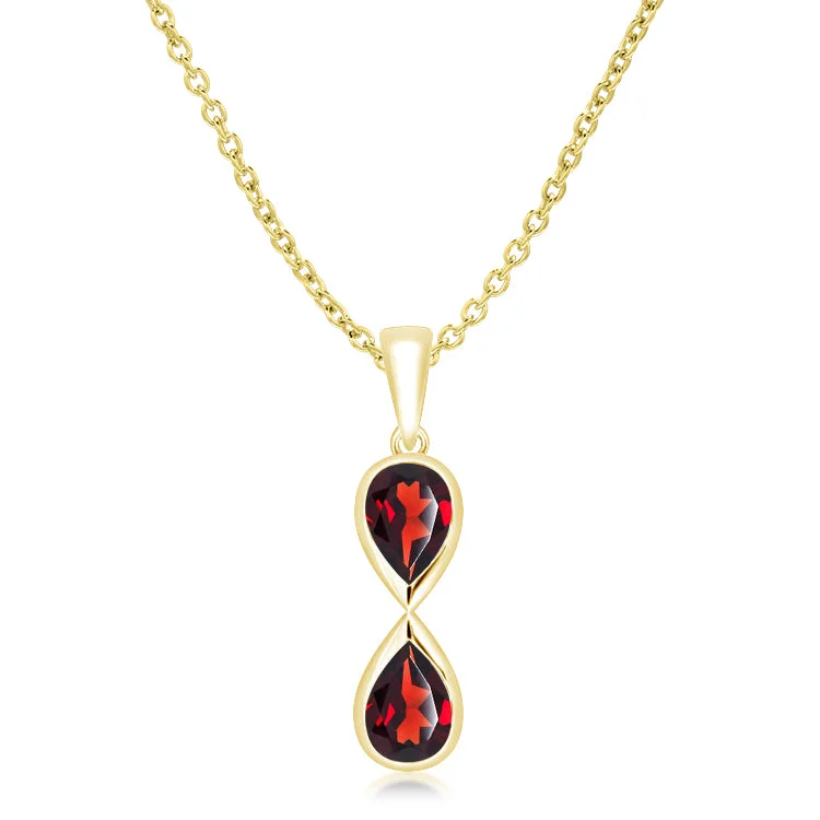 Unique Statement Necklace for Bold Fashion-Unique & Co Gold Vermeil Garnet Pendant Necklace